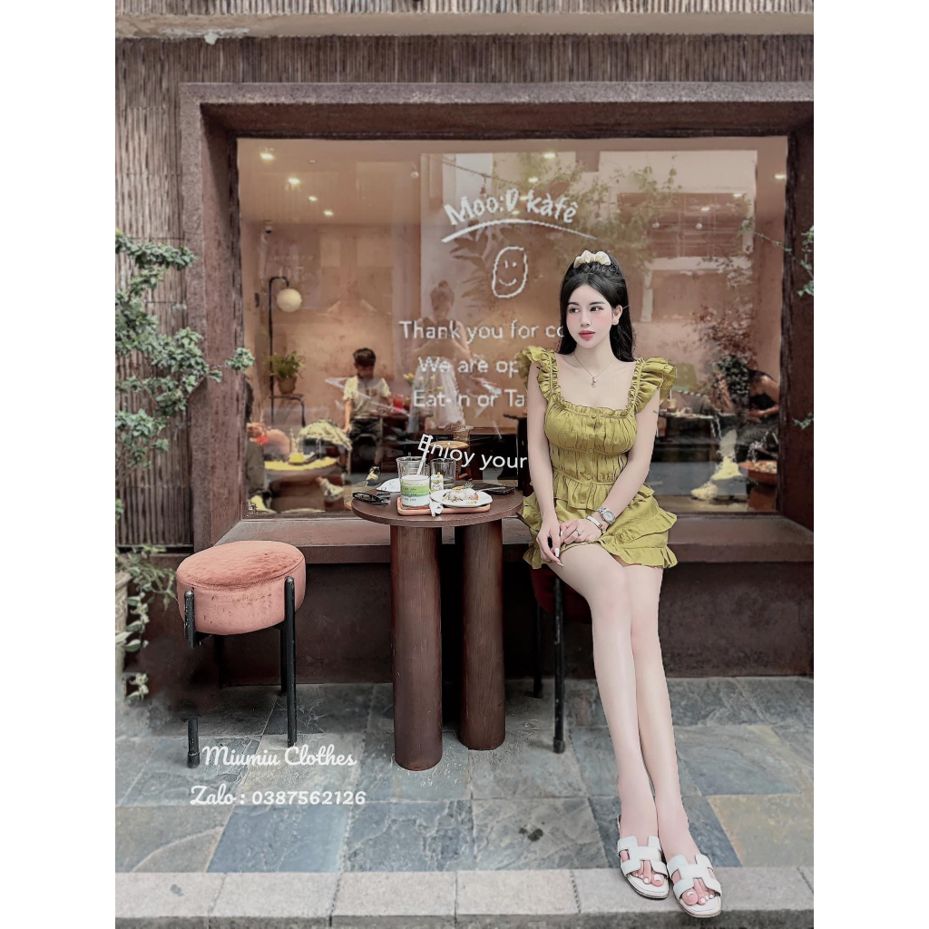 Set bộ đồ nữ áo nhún phối viền bèo cánh tiên mix chân váy xếp ly tầng với 3 tone màu sáng da, xinh xắn