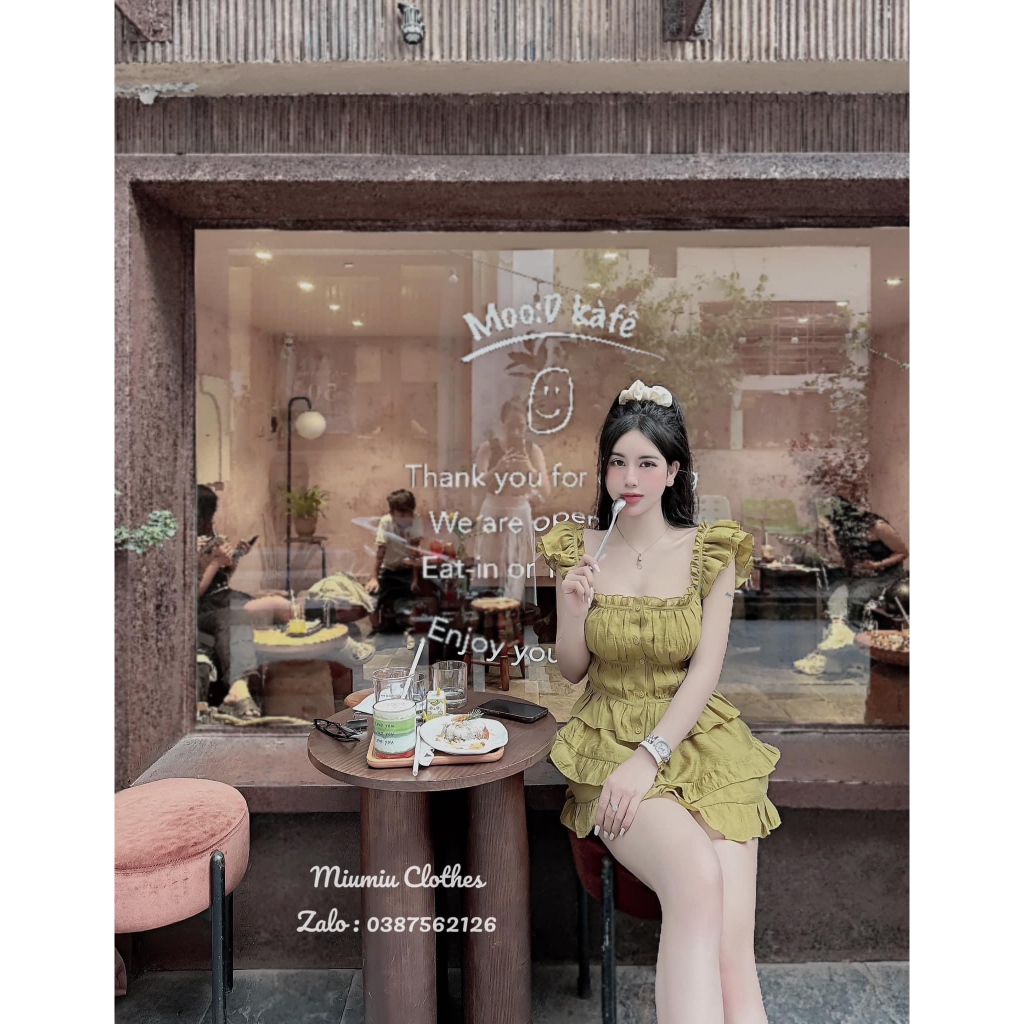 Set bộ đồ nữ áo nhún phối viền bèo cánh tiên mix chân váy xếp ly tầng với 3 tone màu sáng da, xinh xắn