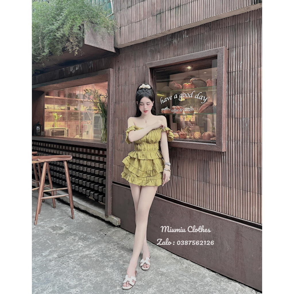 Set bộ đồ nữ áo nhún phối viền bèo cánh tiên mix chân váy xếp ly tầng với 3 tone màu sáng da, xinh xắn