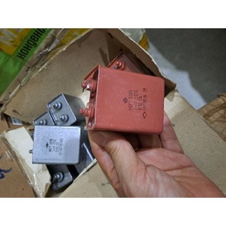 Tụ nga 2uf 500v