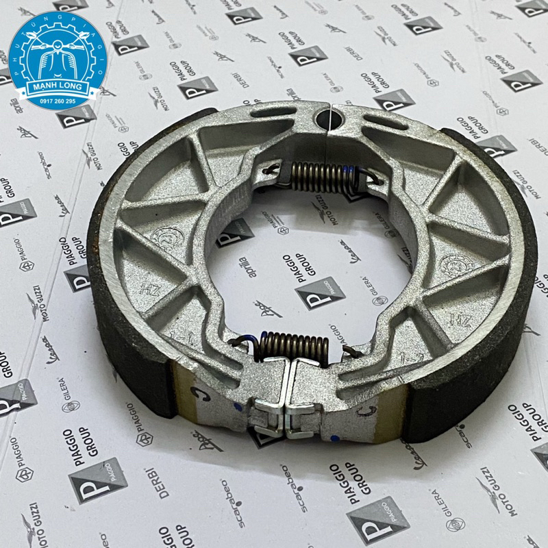 Má Phanh Sau VESPA - PIAGGIO