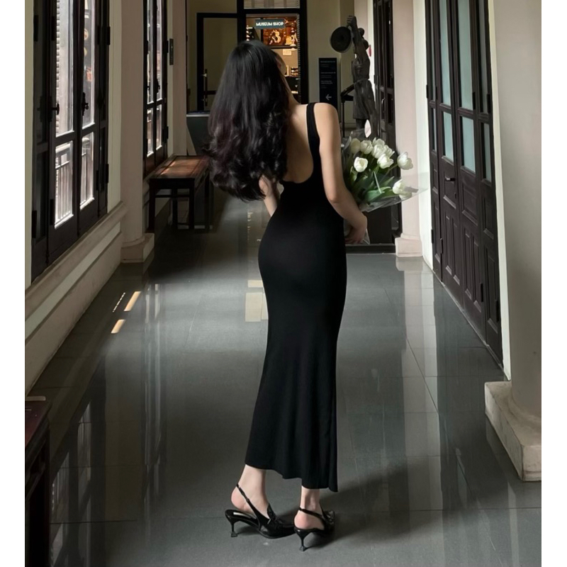 Đầm khoét lưng body