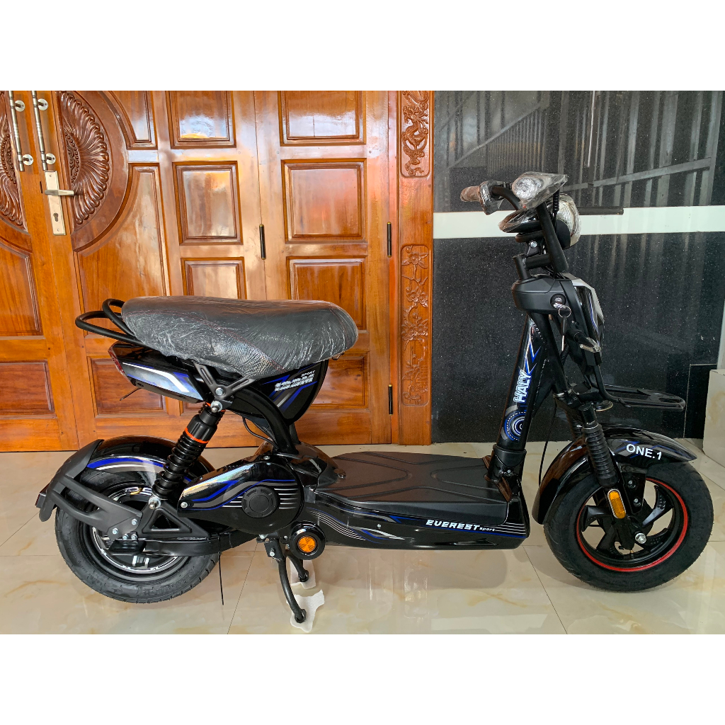 Xe đạp điện cho học sinh chính hãng 133M màu xanh