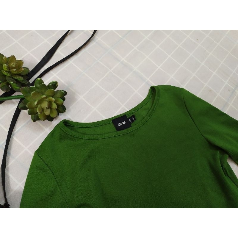 ĐẦM THU DÁNG DÀI