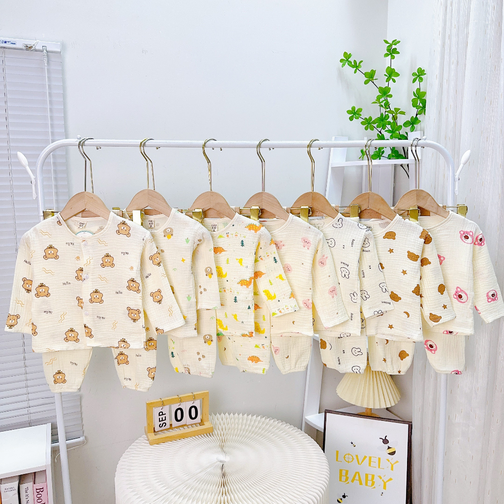 Đồ Bộ Bé Gái, Bé Trai Vải Muslin Mềm Mịn Hoạ Tiết Gấu Nâu, Bộ Quần Áo Cho Bé Mặc Nhà Thu Đông CKTD301