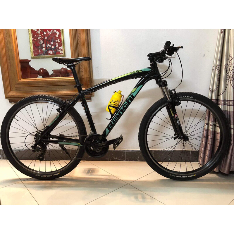 Xe đạp BIANCHI KUMA made in italy.