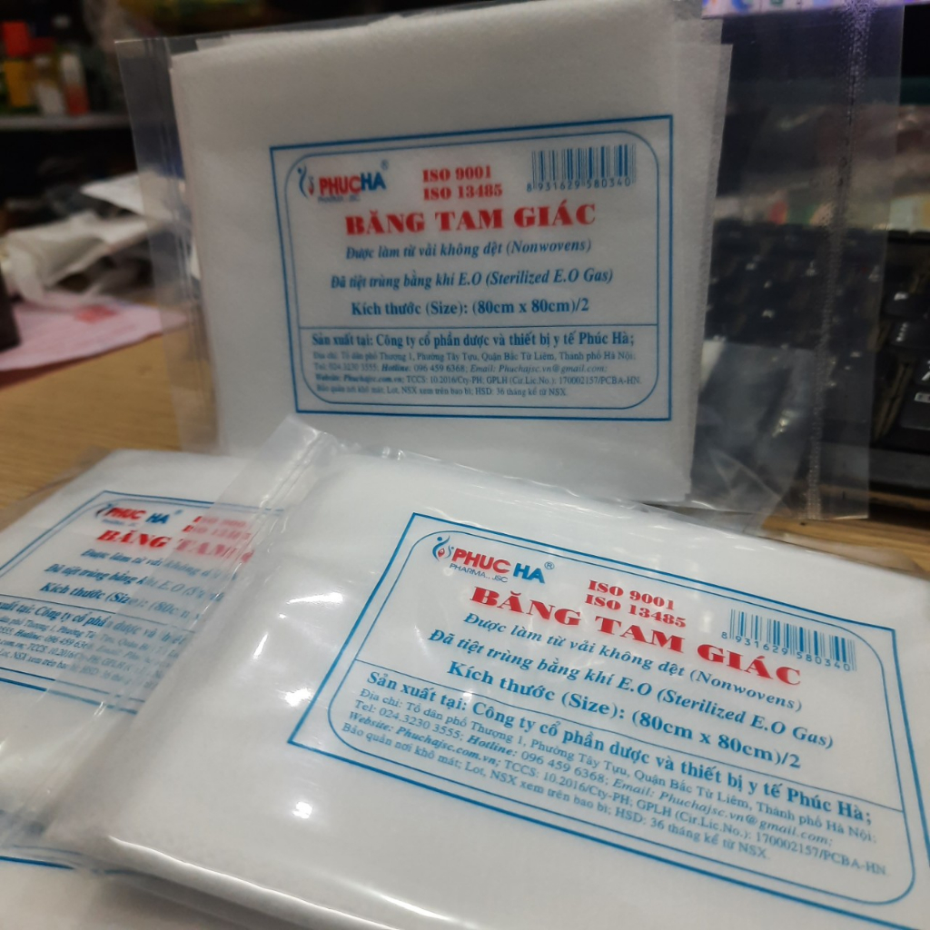 Băng gạc tam giác tiệt trùng Phúc Hà 80cm x 80cm