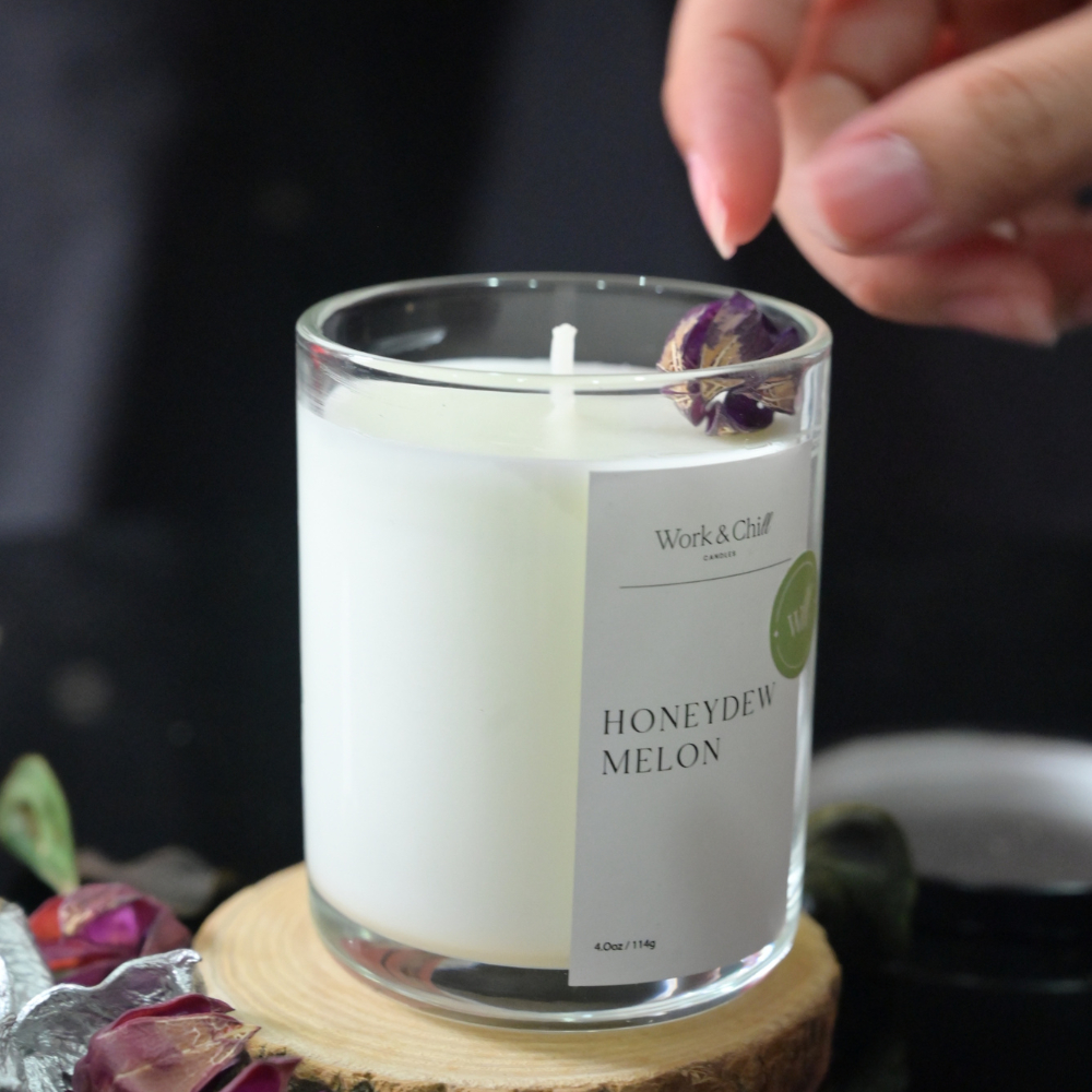 Nến thơm Work & Chill Honeydew melon hương dưa lưới, mật ong và bạc hà