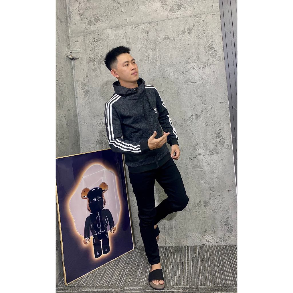 ÁO KHOÁC ADDIDAS 3 SỌC MÀU XÁM CHUỘT