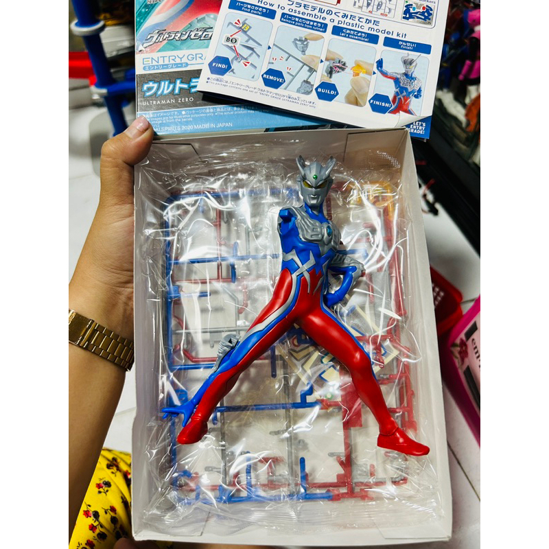 Mô hình lắp ráp Entry Grade Ultraman Zero Bandai