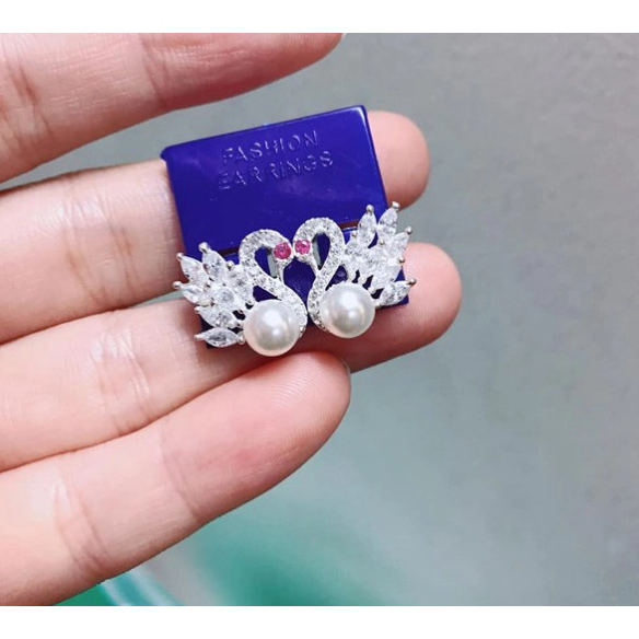 Đôi Bông Tai Ngọc Trai Hình Thiên Nga Đính Hạt 8ly Sang Trọng Khóa Bac - Ngọc Trai Trường Thịnh