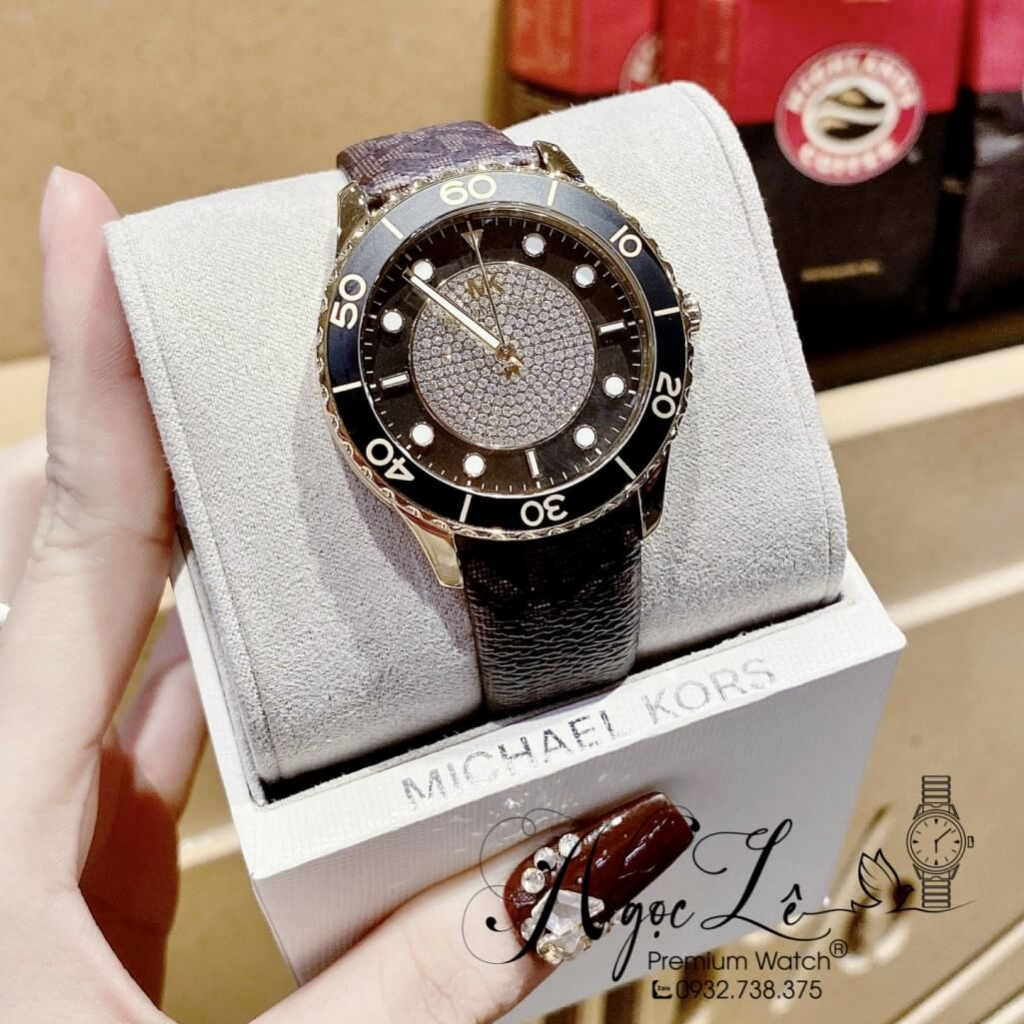 Đồng Hồ Nữ Michael Kors Runway MK6979 Dây Da Nâu Size 40mm