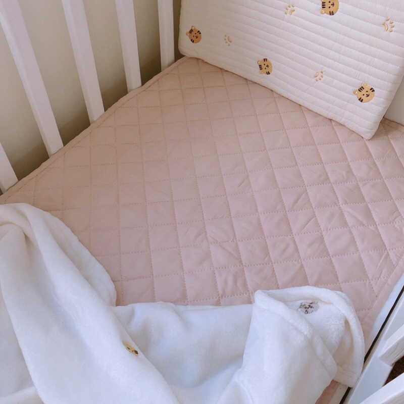 Lót chống thấm nôi cũi Monona an toàn cho bé kích thước 60*120cm