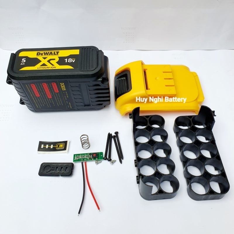Vỏ Pin Dewalt Tàu Chân Ngắn  - Đóng Được 10 Cell 18650 - Có Led Báo Pin