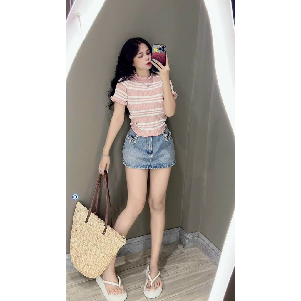 Áo Len Kẻ Bèo Sun Tay Loe Bèo Ôm Body, Áo Len Mongtoghi TA-1056