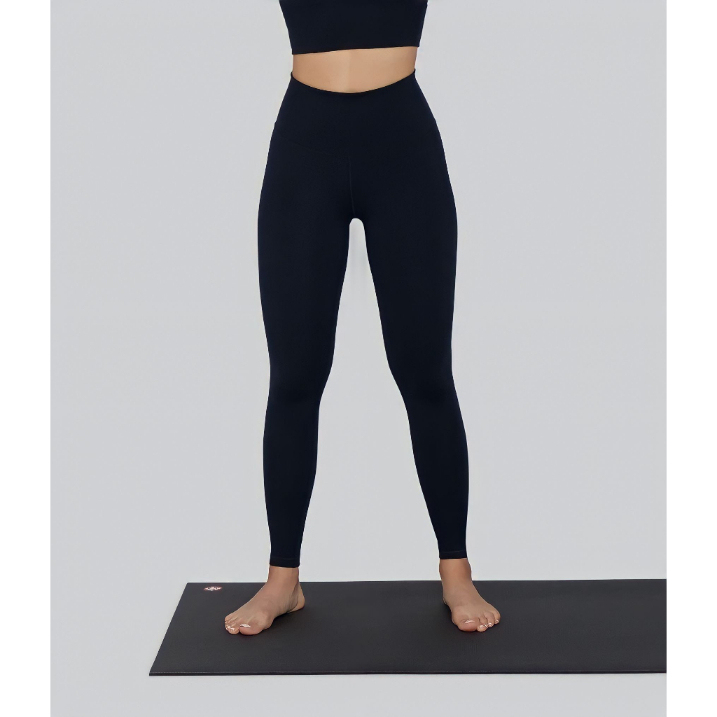 Legging trơn Manduka túi lưng sau