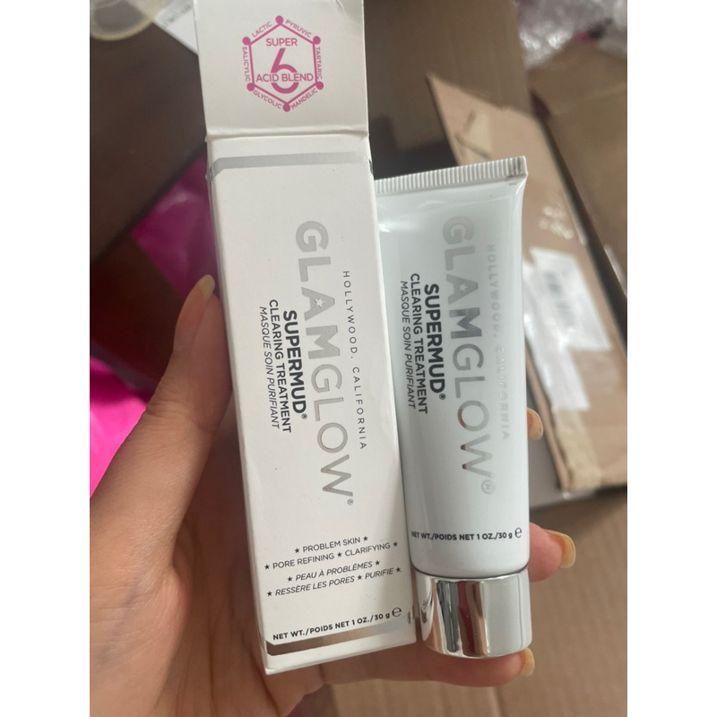 GLAMGLOW mask mặt nạ làm sạch sâu tẩy da chết SUPERMUD CHARCOAL INSTANT TREATMENT MASK