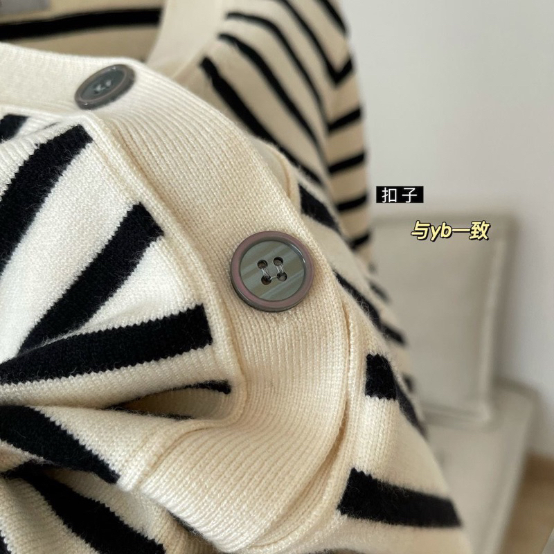 Áo Khoác Len Dài Tay Họa Tiết Kẻ Sọc Trắng Đen Thời Trang Thu Đông