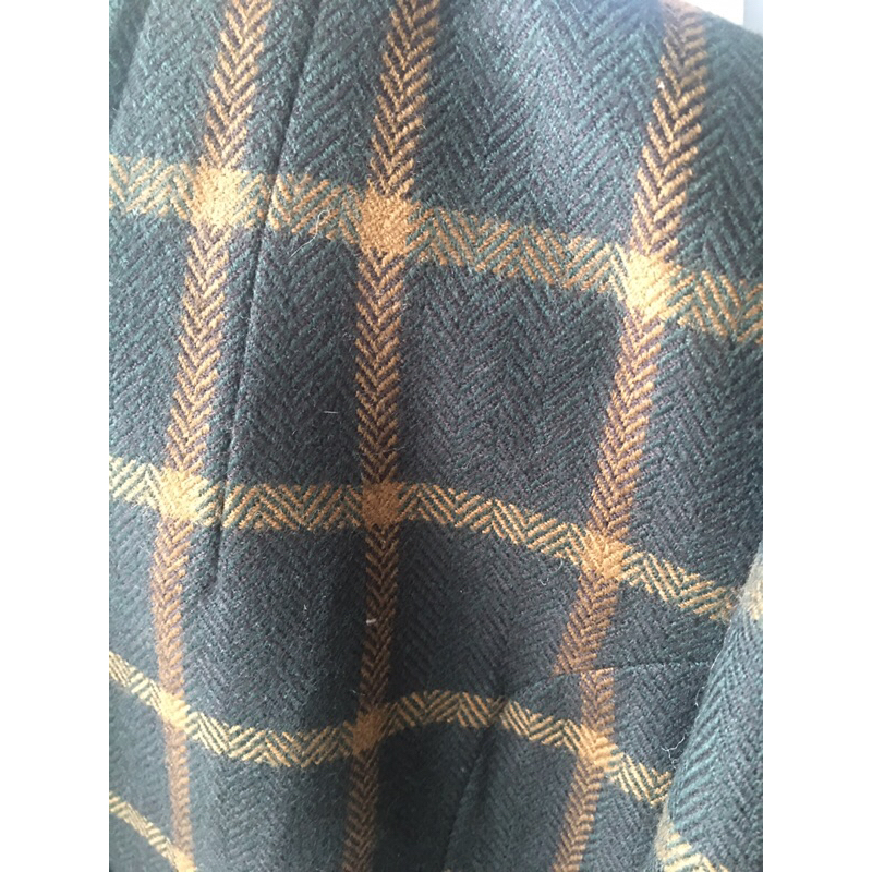 Áo Vest dạ không cổ hoạ tết caro màu xanh lá cây size tag 11