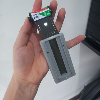 35mm FILM PICKER, dụng cụ lấy film bị tuột vào cuộn film 35mm, Film retriever , film leader retriever