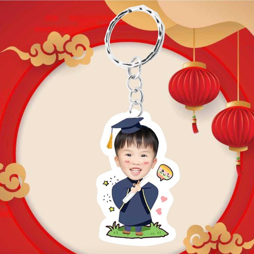 Móc khóa tốt nghiệp in theo yêu cầu chipi cho bé AC. GIFT chibi dễ thương đáng yêu có hộp quà tặng bạn bè, người thân