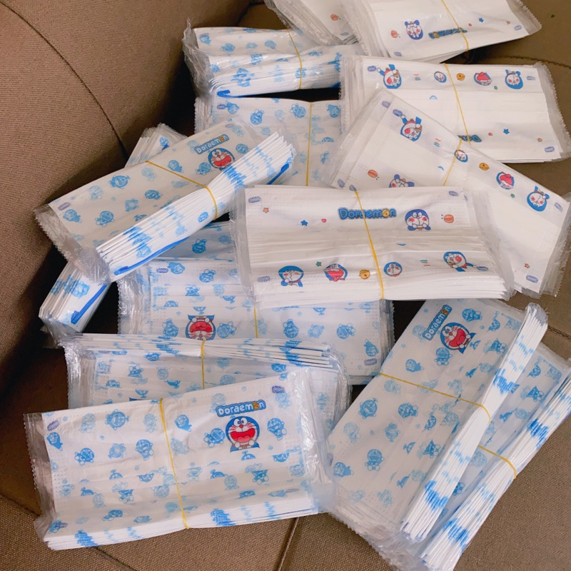 Khẩu trang doremon doraemon