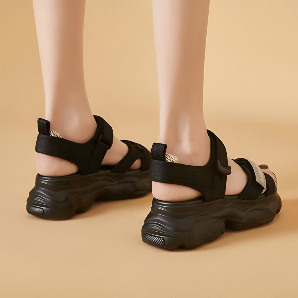 Giày sandal nữ DILY đế cao su quai hậu đi học, giày xăng đan nữ năng động cao 6cm AG0091