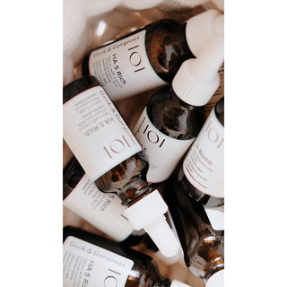 [𝐁𝐈𝐋𝐋 𝐏𝐇𝐀́𝐏] 𝐒𝐞𝐫𝐮𝐦 𝐝𝐮̛𝐨̛̃𝐧𝐠 𝐚̂̉𝐦 𝐜𝐡𝐨 𝐝𝐚 𝐤𝐡𝐨̂ 𝐯𝐚̀ 𝐝𝐚 𝐝𝐚̂̀𝐮 𝐆𝐞𝐞𝐤 & 𝐆𝐨𝐫𝐠𝐞𝐨𝐮𝐬 𝐋𝐢𝐠𝐡𝐭 𝐚𝐧𝐝 𝐑𝐢𝐜𝐡 𝐚𝐧𝐝 𝐁-𝐁𝐨𝐦𝐛 (30ml)