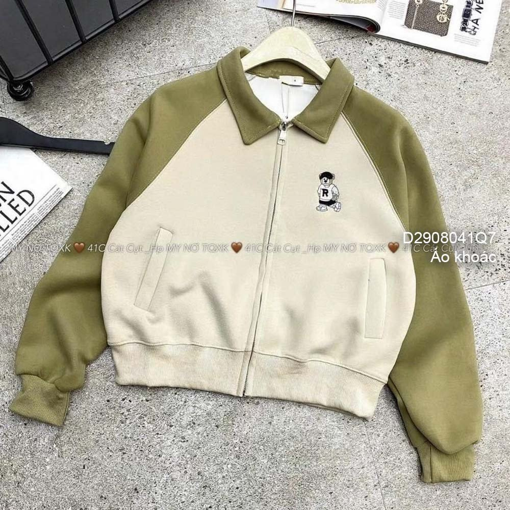 Áo khoác nỉ ép cổ bẻ phối màu kéo khóa ngực thêu hình gấu tay dài hàng đẹp!