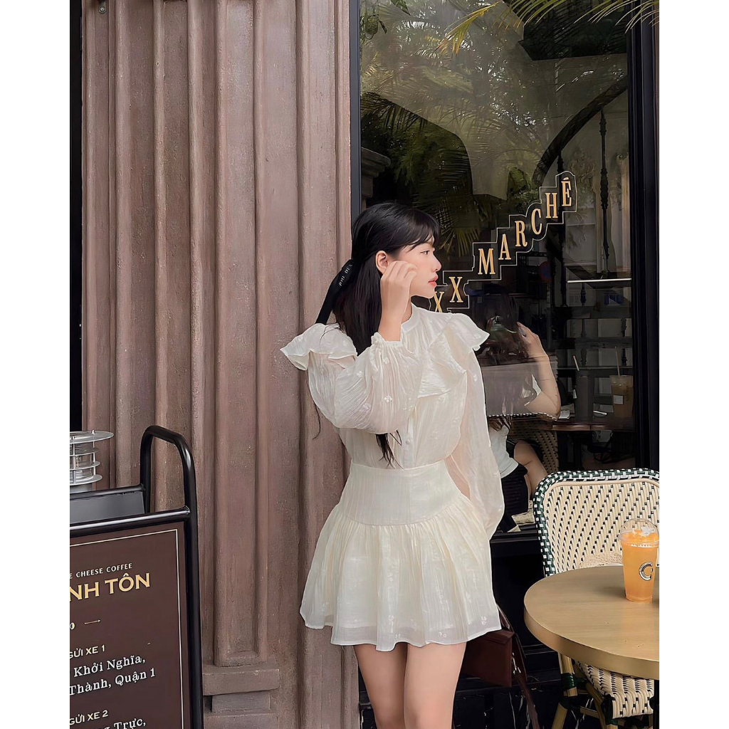 SET VÁY HOA NHÍ TƠ BÈO CỔ NƠ doubleh.clo - Set 2 món áo sơ mi cổ tàu bèo ren vai tay bồng kèm chân váy xoè có quần trong