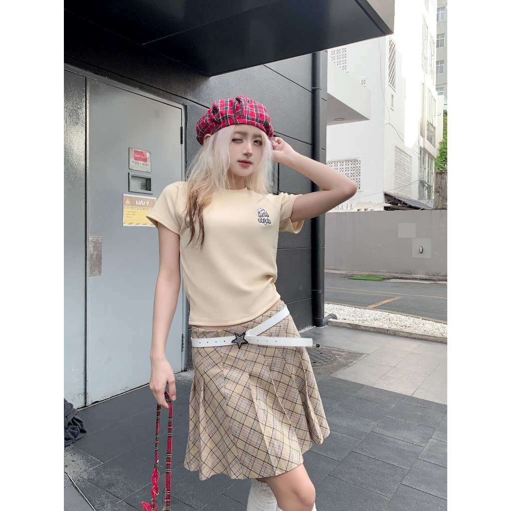 Áo Baby Tee Thêu MEOW MEOW tay áo raplan có chiết eo vải thun brand Calem.Club