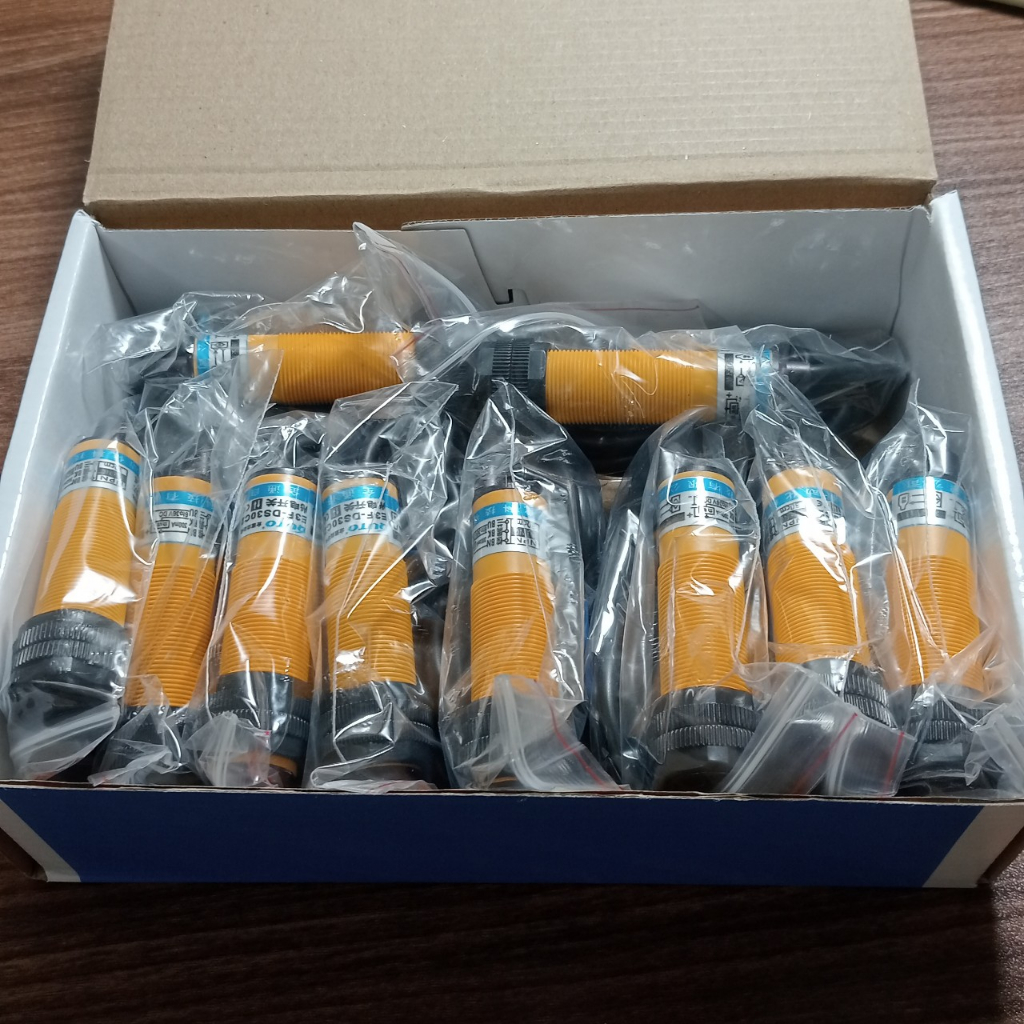 Cảm biến quang, Sensor quang E3F-DS30C4-C2 NPN 6-36VDC