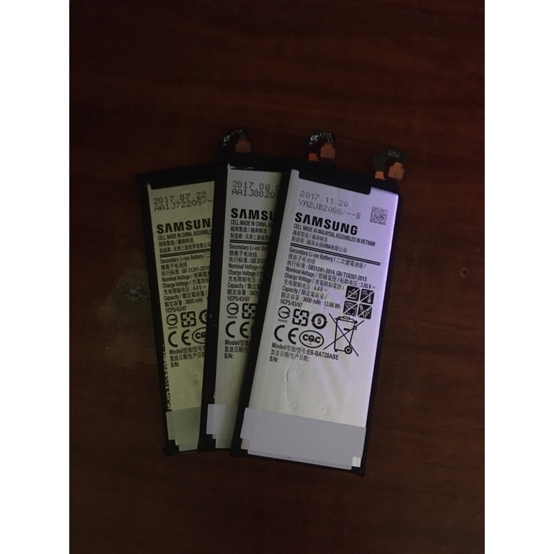 Pin samsung j7 pro cầm tốt