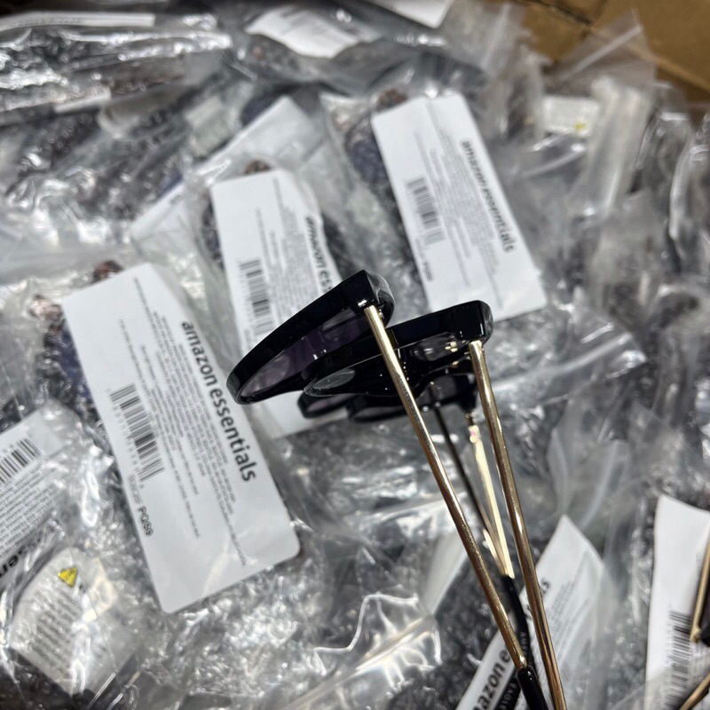 Kính mát nữ chống tia uv dáng sang chảnh