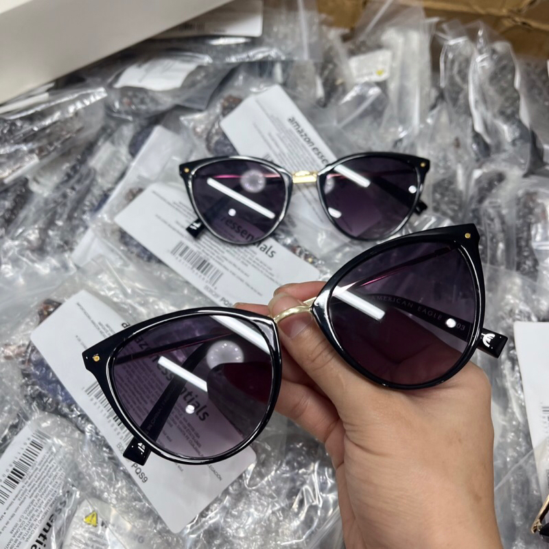 Kính mát nữ chống tia uv dáng sang chảnh