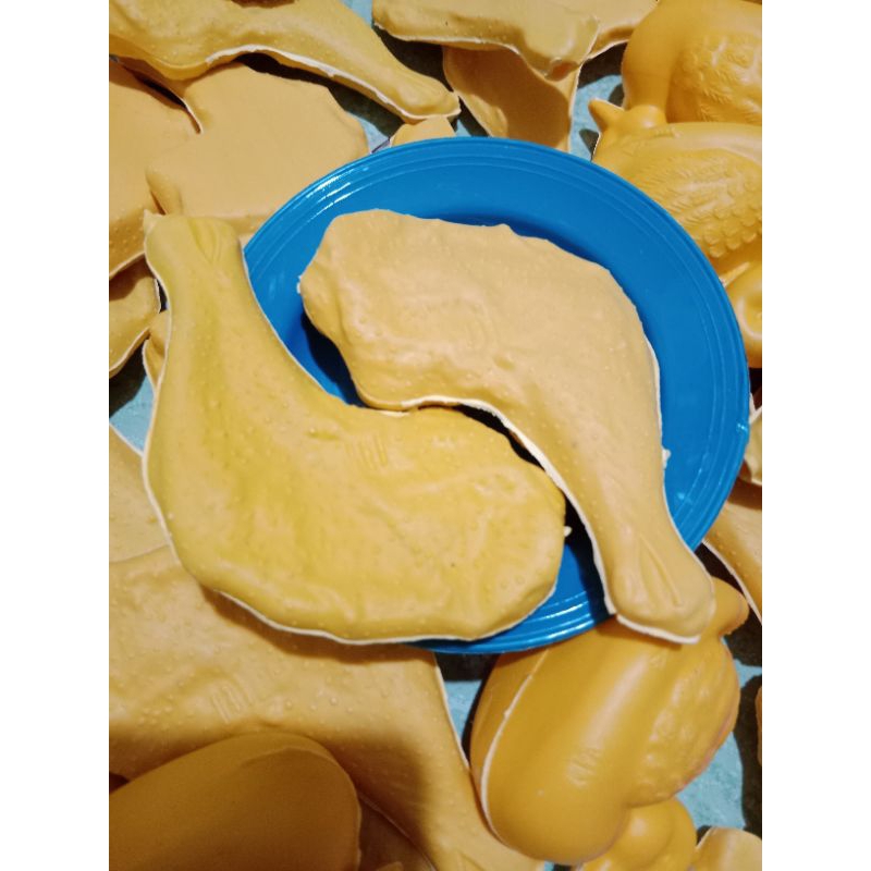 1 đĩa 2 đùi gà - Đồ chơi nấu ăn cân kí dành cho bé iu