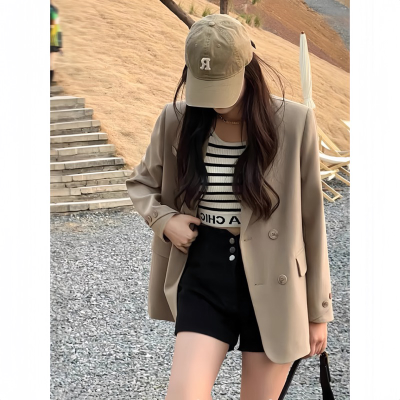 Áo blazer nữ xẻ sau NhunFashion Áo vest nữ dài tay khoác ngoài thiết kế cúc xoắn viền tay xẻ chéo lưng sau siêu hót N98 | BigBuy360 - bigbuy360.vn