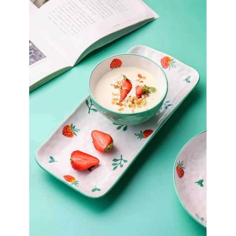 Bộ chén bát dâu tây xanh siêu dễ thương