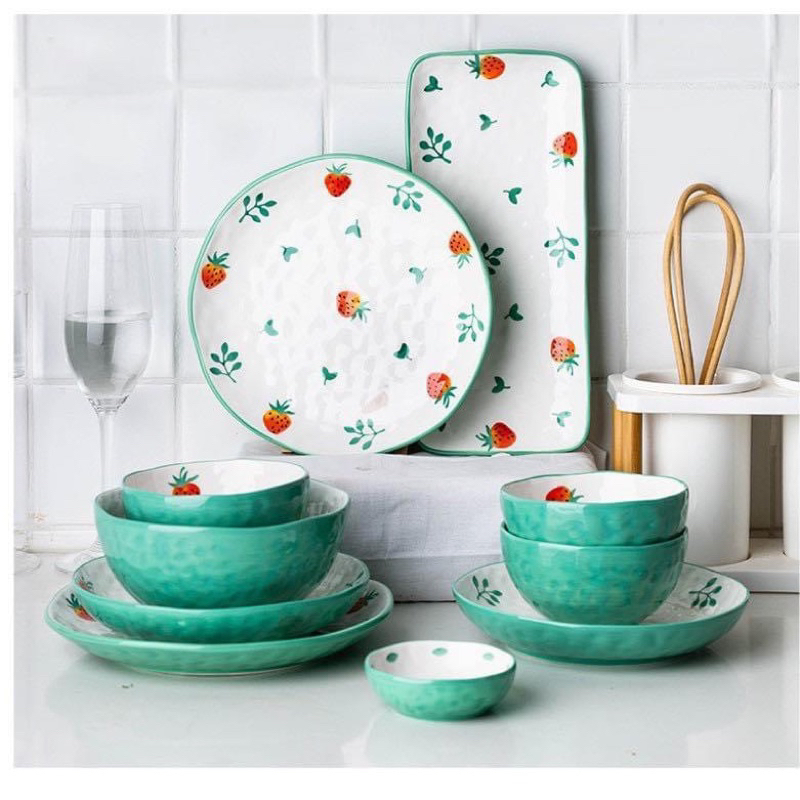Bộ chén bát dâu tây xanh siêu dễ thương