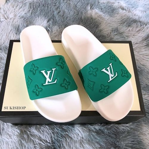 Dép nam LV dép nam quai ngang mẫu mới nhất 2 màu trắng đen quai cao su mềm mại hót 2023