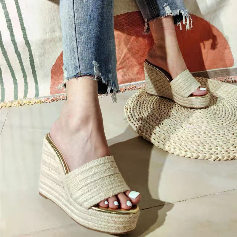 ORDER - GIÀY ĐẾ XUỒNG QUAI NGANG CÓI UK 11cm