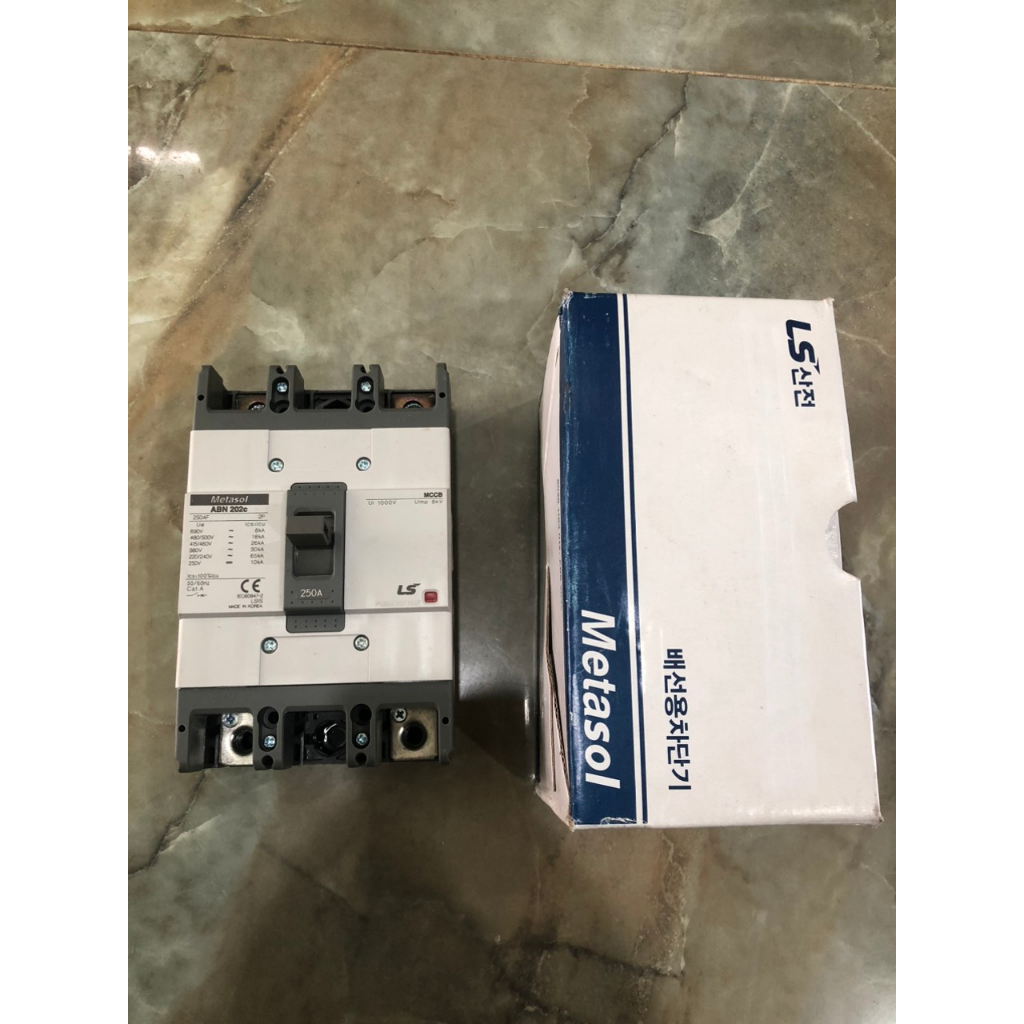 Cầu dao tự động CB 2P 125A LS