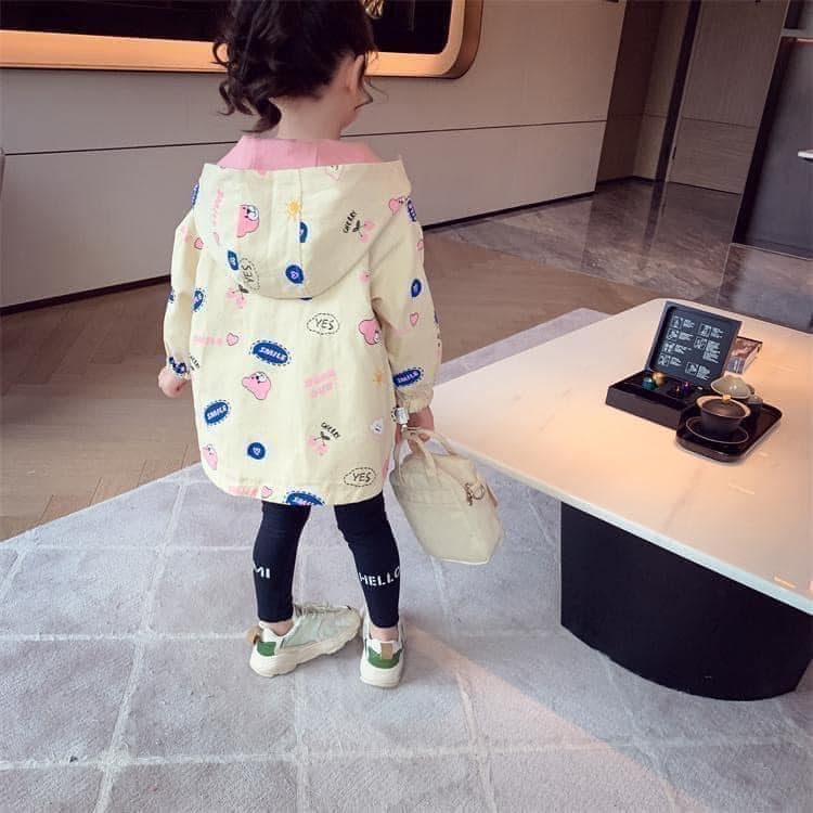 Áo khoác 2 mặt bé gái họa tiết nhẹ nhàng chống nắng chống gió nhẹ lại bắt trend hot 2023