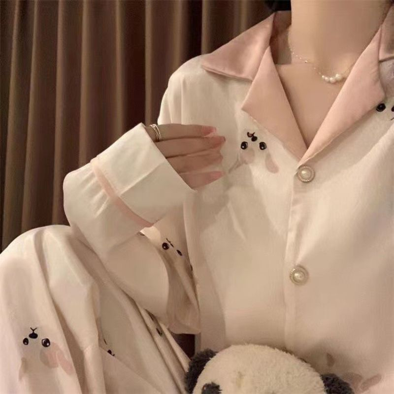 Đồ ngủ lụa pijama xương cá cúc đính ngọc trai đẹp hàng Quảng Châu cao cấp BADAYO TC310