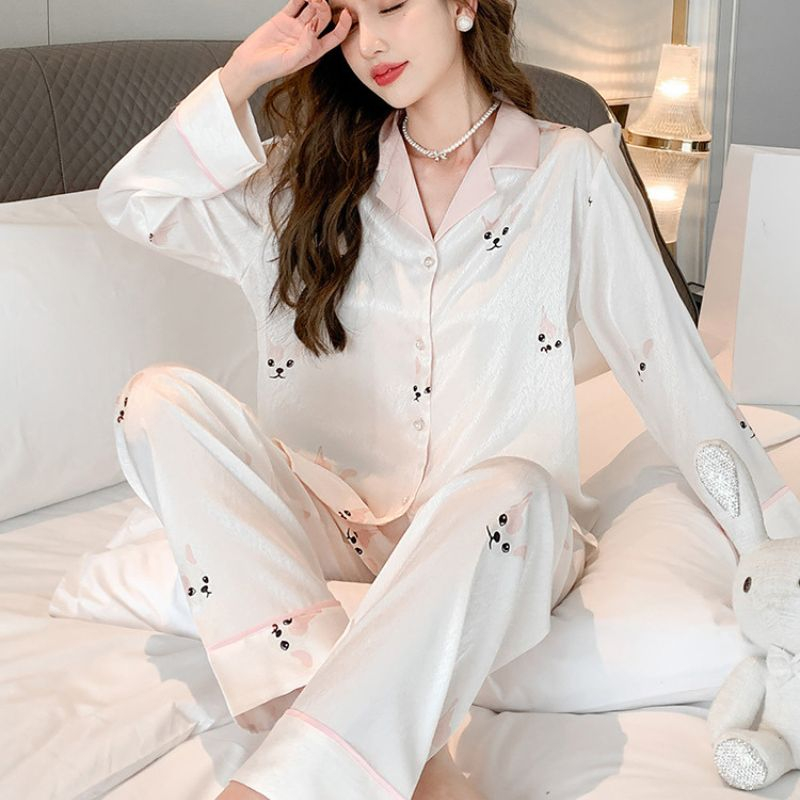 Đồ ngủ lụa pijama xương cá cúc đính ngọc trai đẹp hàng Quảng Châu cao cấp BADAYO TC310