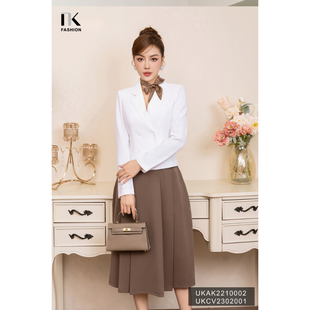 Áo Vest Nữ Công Sở Hàn Quốc NK Fashion 4 Cúc Dáng Ngắn Thời Thượng Chất Liệu Cao Cấp UKAK2210002