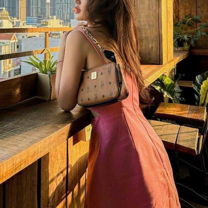 ĐẦM 2 DÂY HOA CÚP NGỰC - DA3082