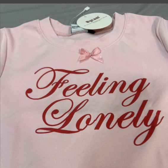 áo croptop của By cam cam nguyên tag new 100% gốc 190k pas new 100k