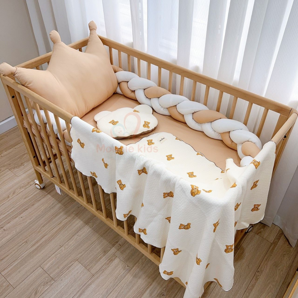 Gối chặn cho bé Mochee gấu teddy 35x36cm, chặn bông lụa cotton cho trẻ 0M+ - Monnie Kids