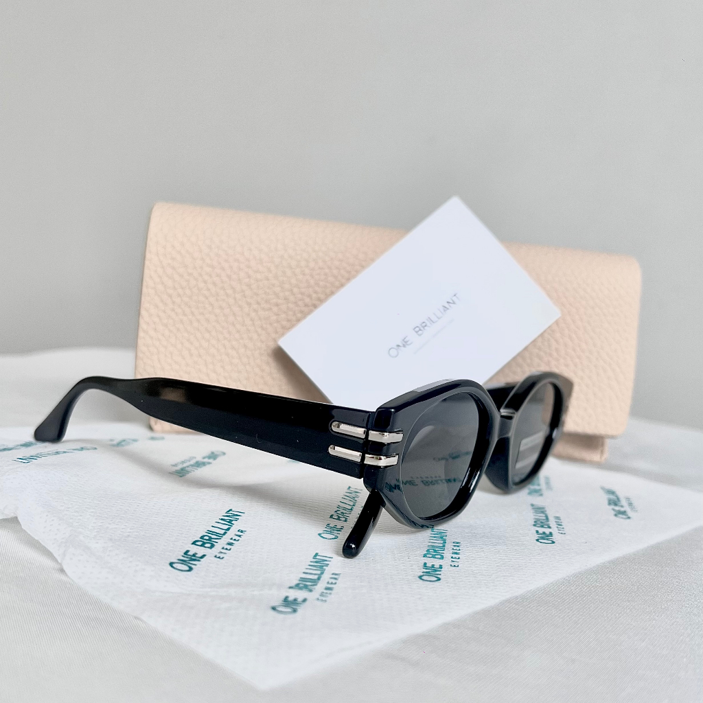 Kính Nội Địa Hàn One Brilliant Ozzy - Black